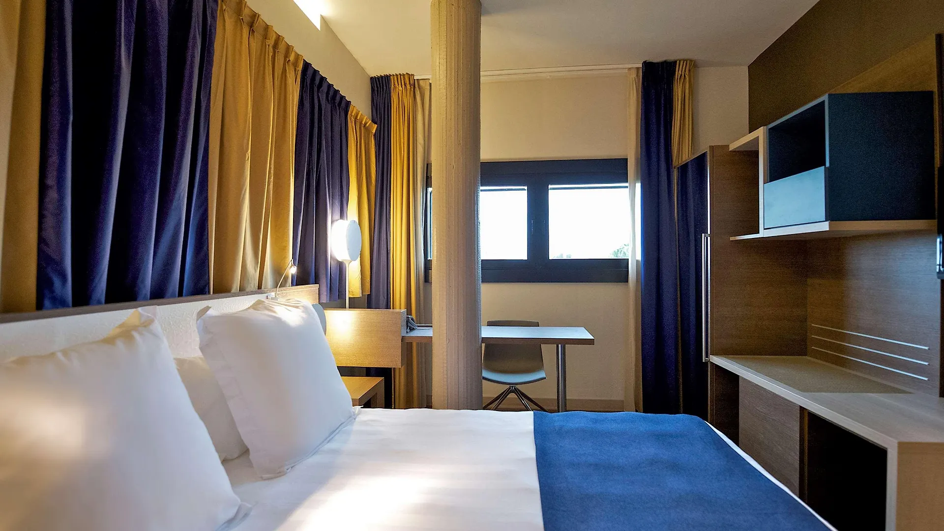 Mercure Roma Centro Colosseo