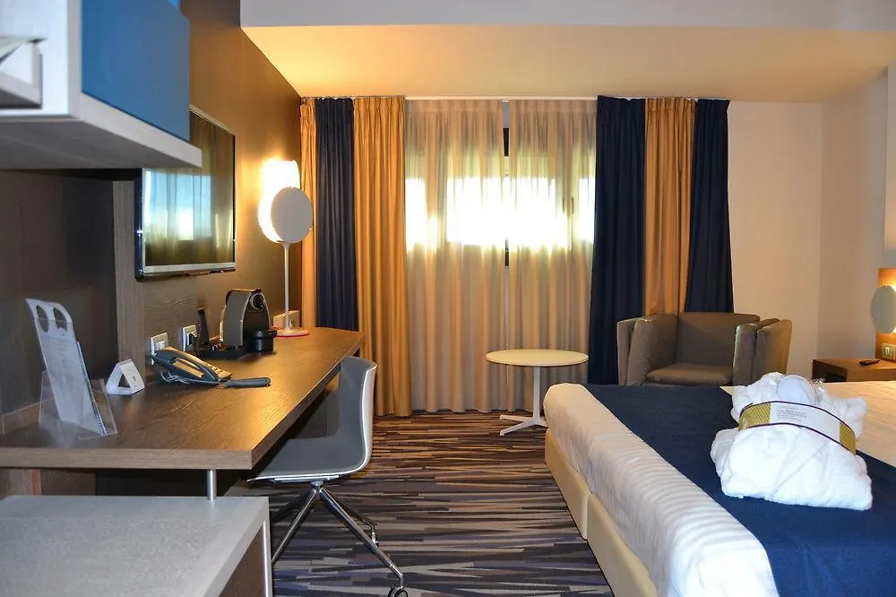 Mercure Roma Centro Colosseo Řím
