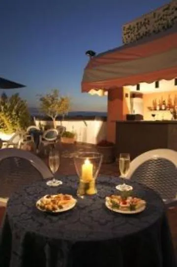 Hotel Mercure Roma Centro Colosseo